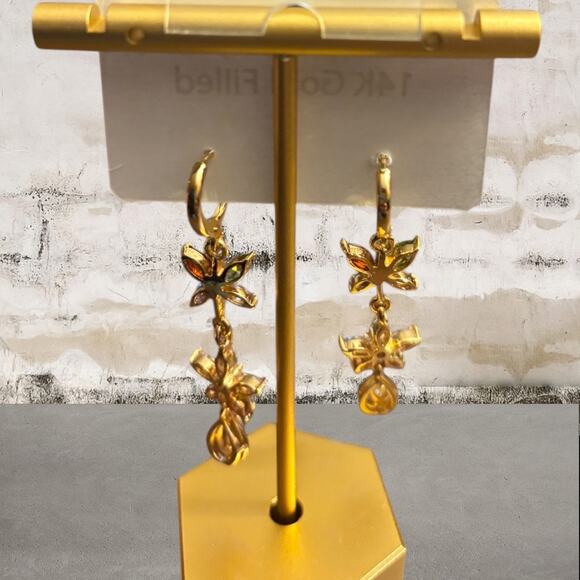 14K Gold Filled Dangle Earrings NEW - Picture 3 of 3